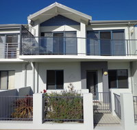 The Beach Villa Bunbury - Sunshine Coast Tourism