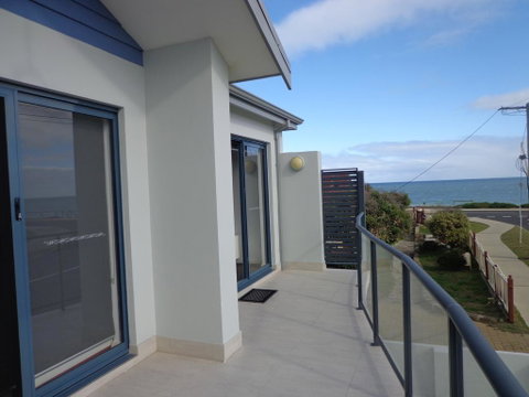 The Beach Villa Bunbury - Sunshine Coast Tourism 2