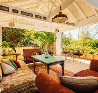 The Blue Beach House - Holiday Sunshine Coast
