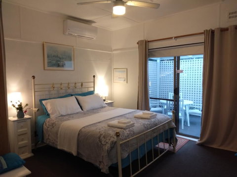 The Boathouse A 3 Bedroom House - Sunshine Coast Tourism 1