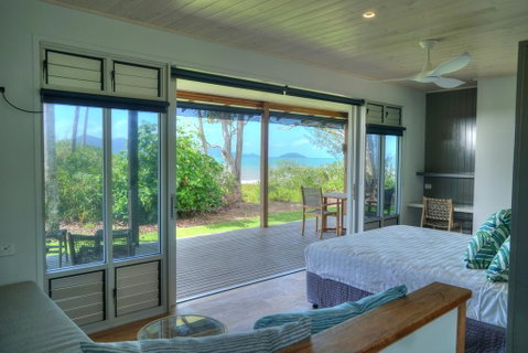 The Bungalows - Sunshine Coast Tourism 1
