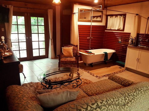 The Cabin - Sunshine Coast Tourism 0
