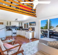 The Chalet at Callala Beach - beach house character