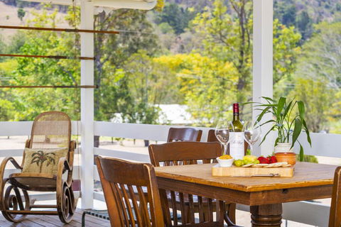 The Cottage On Lamington - Sunshine Coast Tourism 1