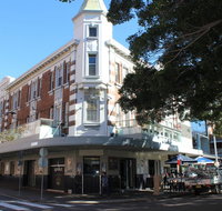 The Crown  Anchor Hotel - Sunshine Coast Tourism