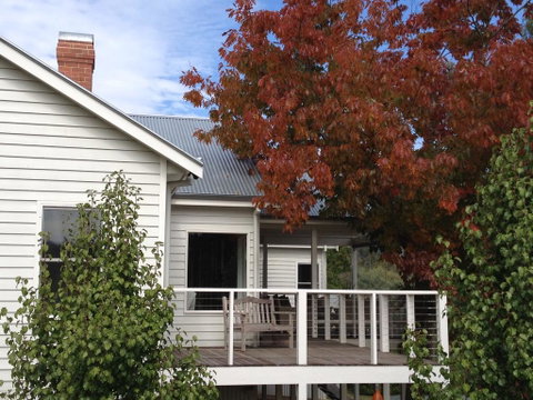 The Dacha - Sunshine Coast Tourism 1
