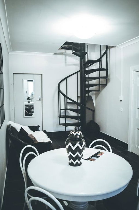 The Deck Quarters - Sunshine Coast Tourism 3