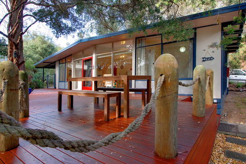 The Decks @ Silverleaves - Sunshine Coast Tourism 0