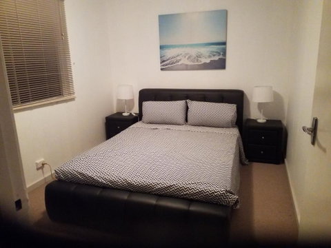 The DOLPHIN PLACE - Sunshine Coast Tourism 3