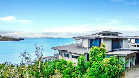 The Edge 5 - Hamilton Island - Sunshine Coast Tourism 0
