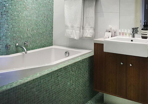 The Empyre Boutique Hotel - Sunshine Coast Tourism 1