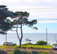 The Esplanade Holiday Home - Sunshine Coast Tourism