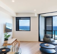 The Edge - Luxurious Waterfront Apartment - Sunshine Coast Tourism
