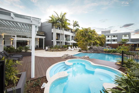 The Executive Inn, Newcastle - Sunshine Coast Tourism 0