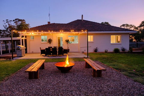 The Farmhouse. - Sunshine Coast Tourism 0