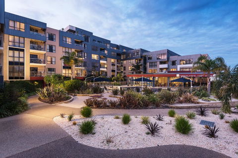 The Esplanade Resort And Spa - Holiday Sunshine Coast 0