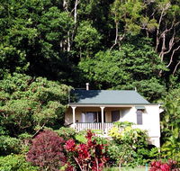 The Falls Montville - Holiday Sunshine Coast