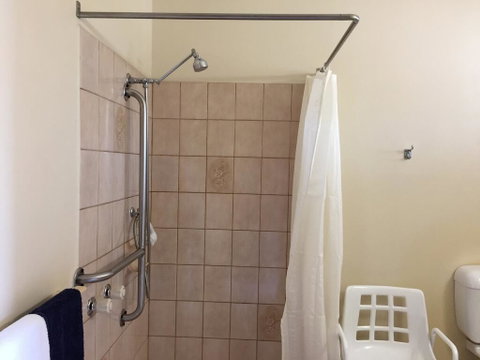 The Finley Palm Motor Inn - Sunshine Coast Tourism 2