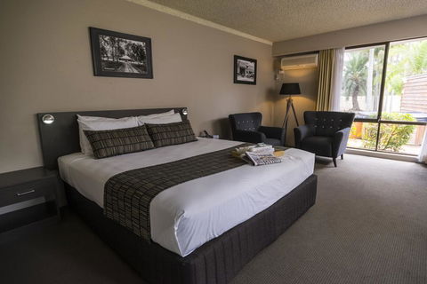 The Galaxy Motel - Sunshine Coast Tourism 2