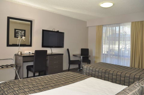 The Galaxy Motel - Sunshine Coast Tourism 1