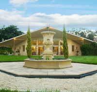 The Gatehouse at Villa Raedward - Sunshine Coast Tourism