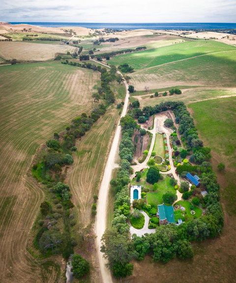 The Garden Cottage At The Olives - Sunshine Coast Tourism 3