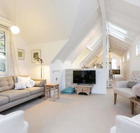 The Gatehouse - Light filled cottage in the leafy suburb of Hawthorn - Holiday Sunshine Coast