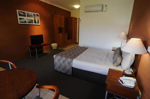 The Gidgee Inn - Sunshine Coast Tourism 3