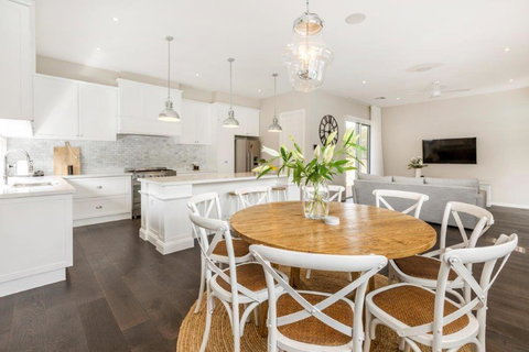 The Hampton's In Blairgowrie - Sunshine Coast Tourism 2