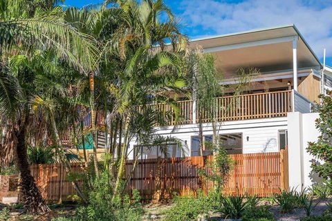 The Harrow - Sunshine Coast Tourism 2