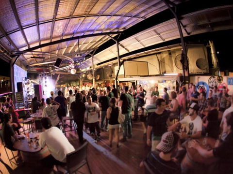 The Jack Backpackers - Sunshine Coast Tourism 2