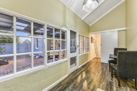 The Jazz B&B - Holiday Sunshine Coast 2