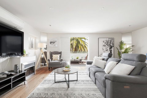 The Jetty Apartment By Ready Set Host - Sunshine Coast Tourism 0
