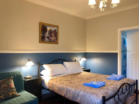 The Lady Jane Motel - Sunshine Coast Tourism 1