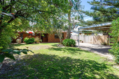 The Leisure House - Holiday Sunshine Coast 2