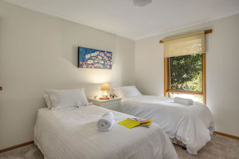 The Leisure House - Holiday Sunshine Coast 3