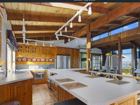 The Lodge - Sunshine Coast Tourism 0