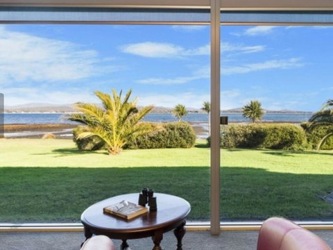 The Lodge - Sunshine Coast Tourism 1