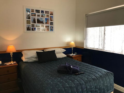 The Lodge Outback Motel - Sunshine Coast Tourism 1