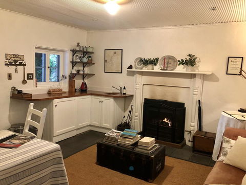 The Miners Cottage, Barossa - Holiday Sunshine Coast 2
