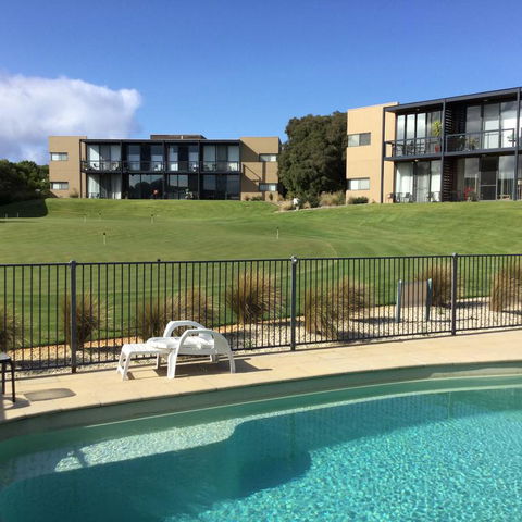 The Moonah Apartment 29 - Holiday Sunshine Coast 3