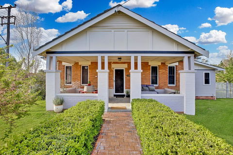 The Mudgee Merlot Gate Guesthouse - Sunshine Coast Tourism 0