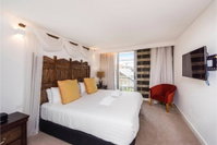 The Nest - Bohemian Space in Northbridge with Roof Terrace