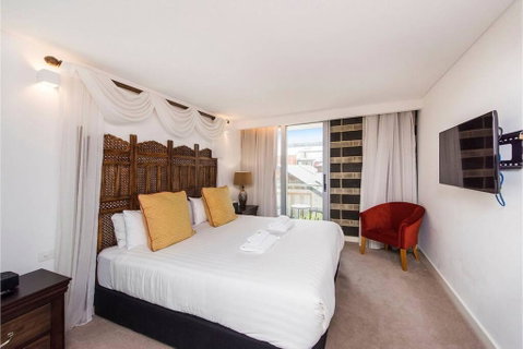 The Nest - Bohemian Space In Northbridge With Roof Terrace - Holiday Sunshine Coast 0