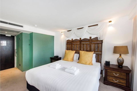 The Nest - Bohemian Space In Northbridge With Roof Terrace - Holiday Sunshine Coast 1