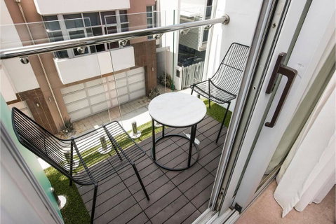 The Nest - Boho Bedroom Near The City With Roof Terrace - Holiday Sunshine Coast 3