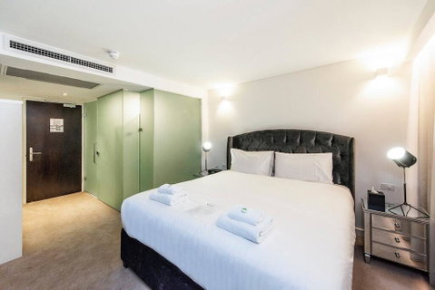 The Nest - Hollywood Style Space With Roof Terrace - Holiday Sunshine Coast 2