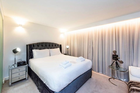 The Nest - Hollywood Style Space With Roof Terrace - Holiday Sunshine Coast 0