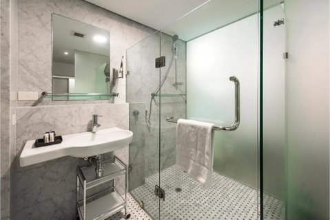 The Nest - Stylish Modern Room With Rooftop Terrace - Holiday Sunshine Coast 3