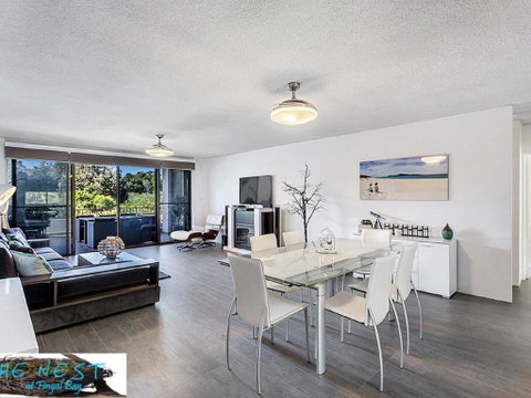 The Nest At Fingal Bay - Sunshine Coast Tourism 3